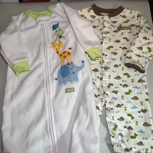 6/9 Mo. Baby’s Sleeper Pajamas Set of 2!